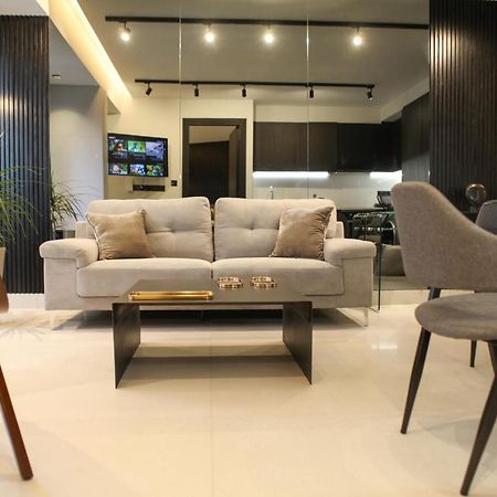 Raam Luxury Suites Lárnaka Kültér fotó
