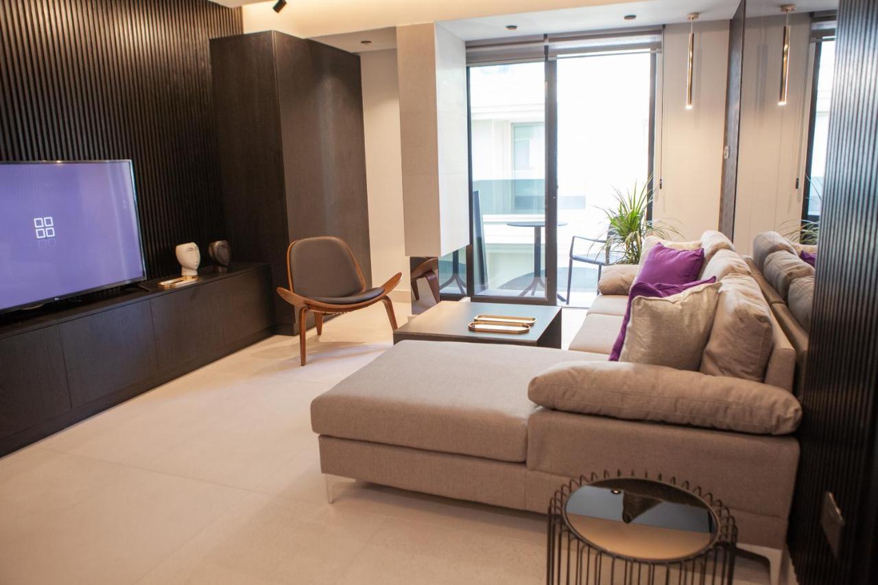 Raam Luxury Suites Lárnaka Kültér fotó