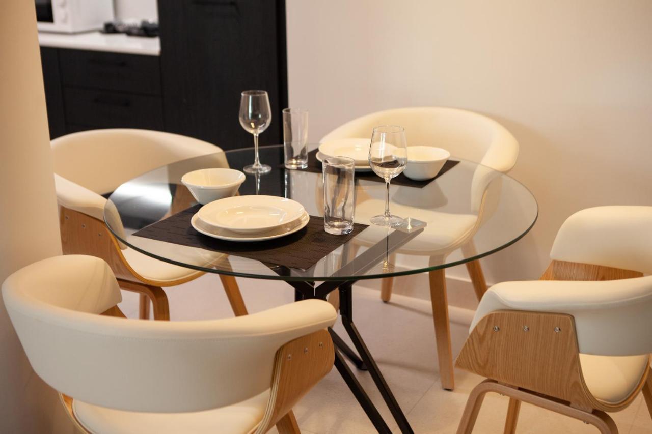 Raam Luxury Suites Lárnaka Kültér fotó