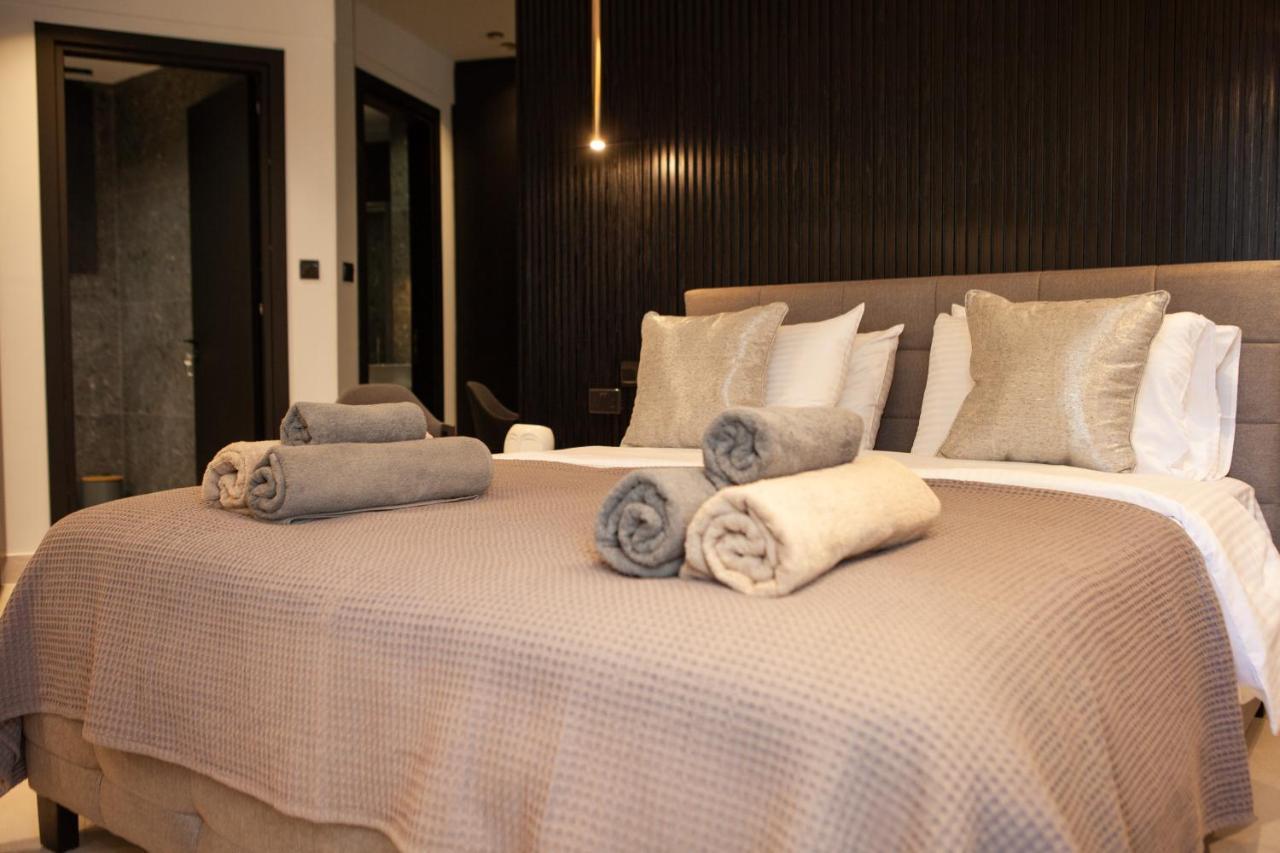 Raam Luxury Suites Lárnaka Kültér fotó