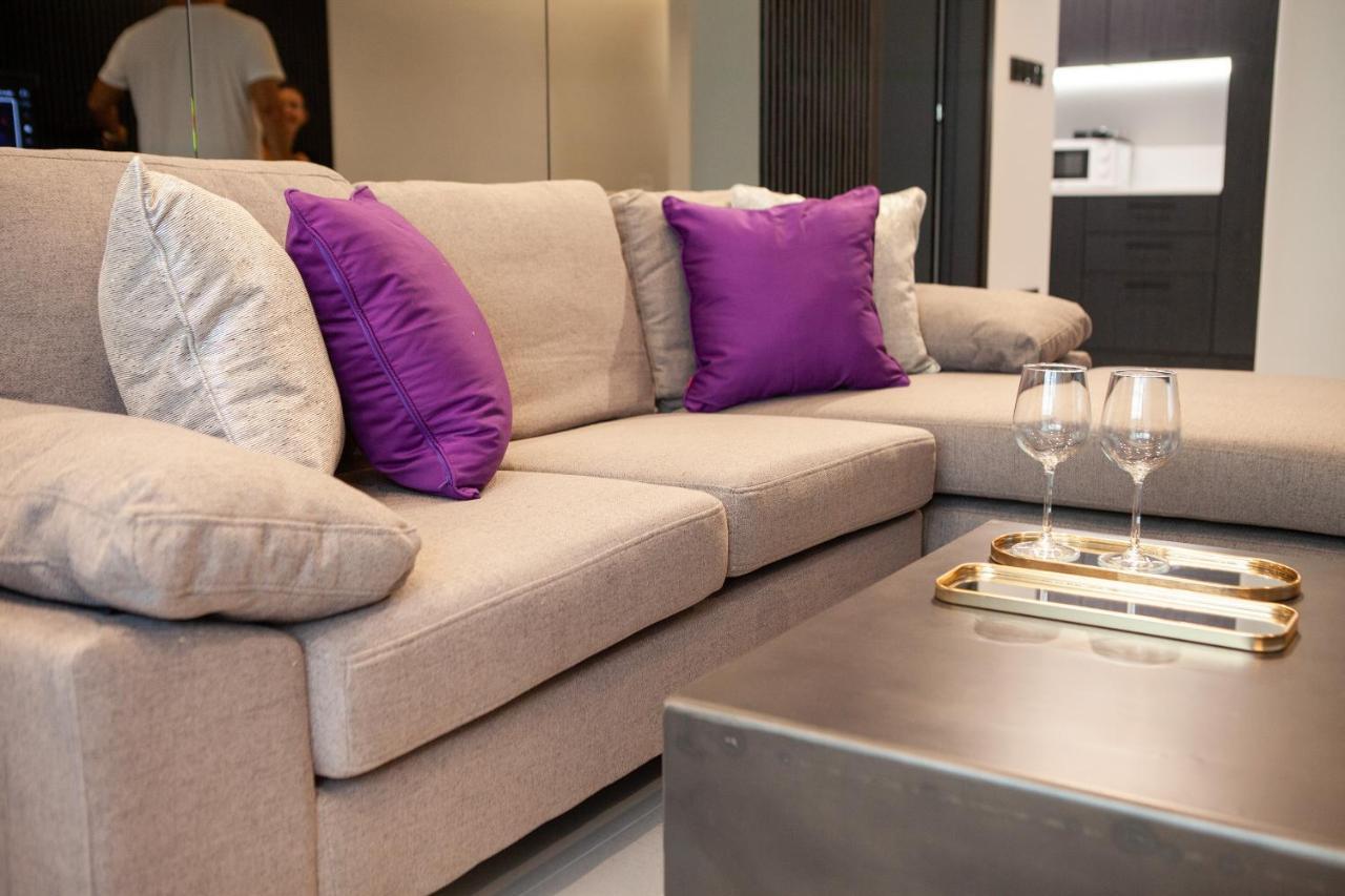 Raam Luxury Suites Lárnaka Kültér fotó